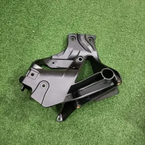 OPZX1X5D-400-400.webp RH FAIRING STRUCTUR RC 390/200 JY181245